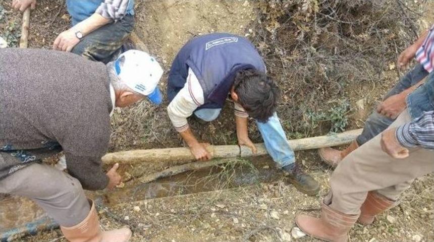 Şifalı Sıcak Su Boruları Doğal Y&ouml;ntemle Temizleniyor