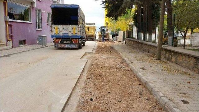 Bilecik’te Birçok Noktada Asfalt Yama Çalışmaları Devam Ediyor