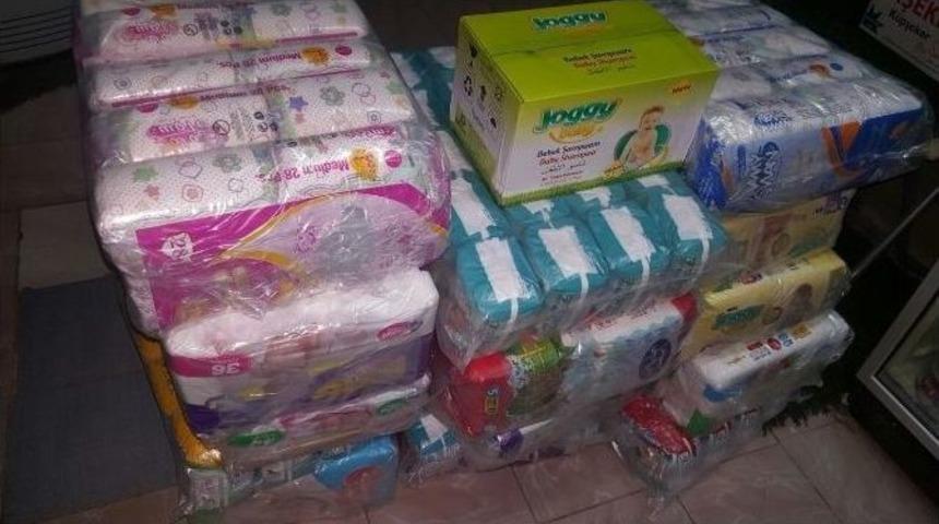 &Ccedil;ocuklar İ&ccedil;in &Ccedil;ocuk Bezi Ve Şampuan Yardımı Yapıldı