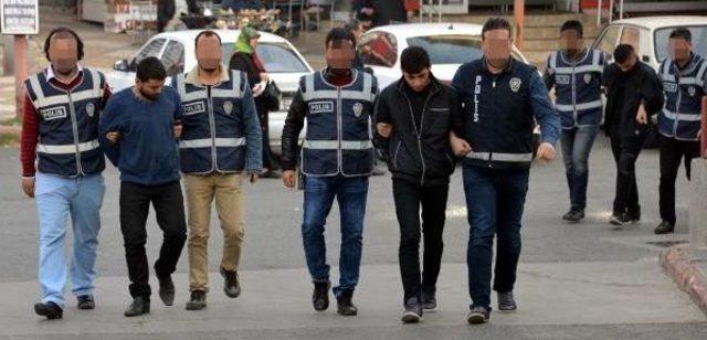 Gaziantep Ve Kahramanmaraş'ta Araç Çalan 3 Kişi, Şanlıurfa'da Yakalandı