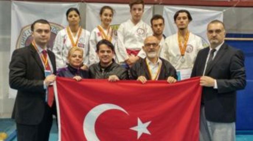 T&uuml;rk Sporculardan 2 Altın Madalya