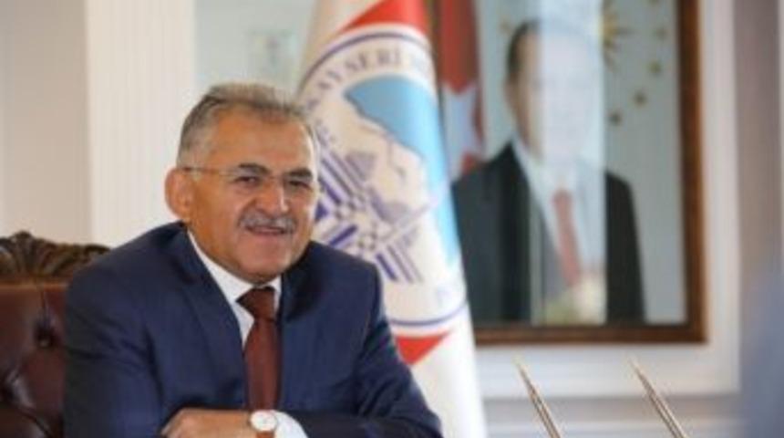 Sayıştay&rsquo;dan Melikgazi Belediyesi &Ccedil;alışanlarına Tam Not