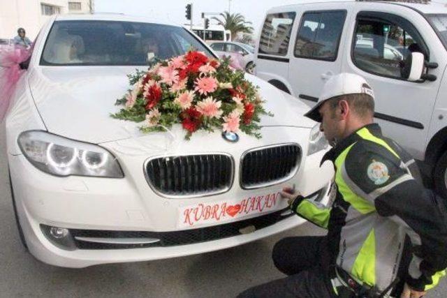 Gelin Ve Damada Düğün Günü Trafik Cezası Şoku