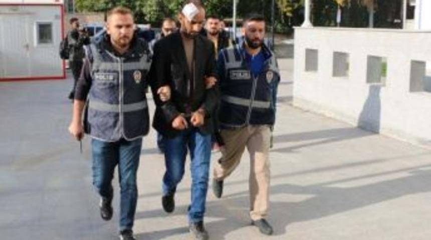 1 Kişinin &Ouml;ld&uuml;ğ&uuml; Kavgaya 3 Tutuklama