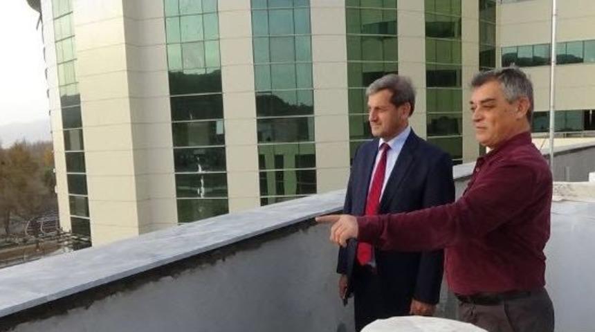 Belediye Başkanı S&uuml;leyman &Ouml;zkan, Hastane İnşaatını İnceledi