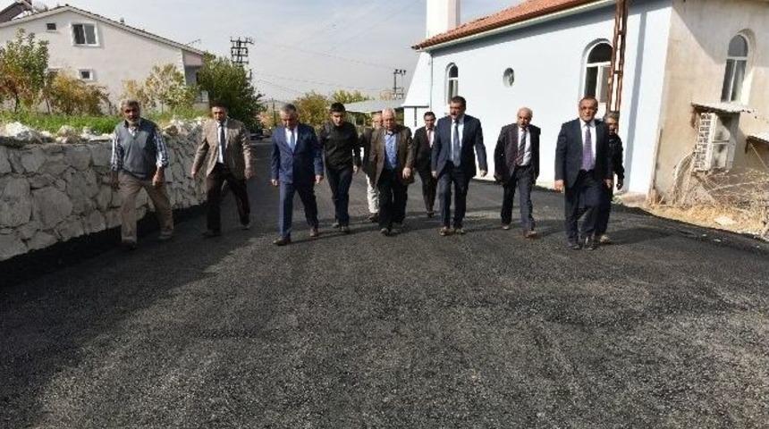 Orduzu Kaldırım Mahallesinde Sıcak Asfalt &Ccedil;alışması Yapıldı