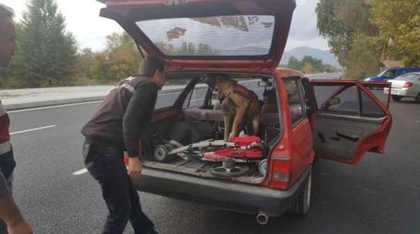 Esrarla Yakalanan 4 Kişiye G&ouml;zaltı