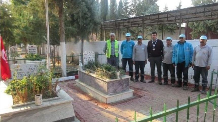 B&uuml;y&uuml;kşehir Şehit Mezarını D&uuml;zenledi