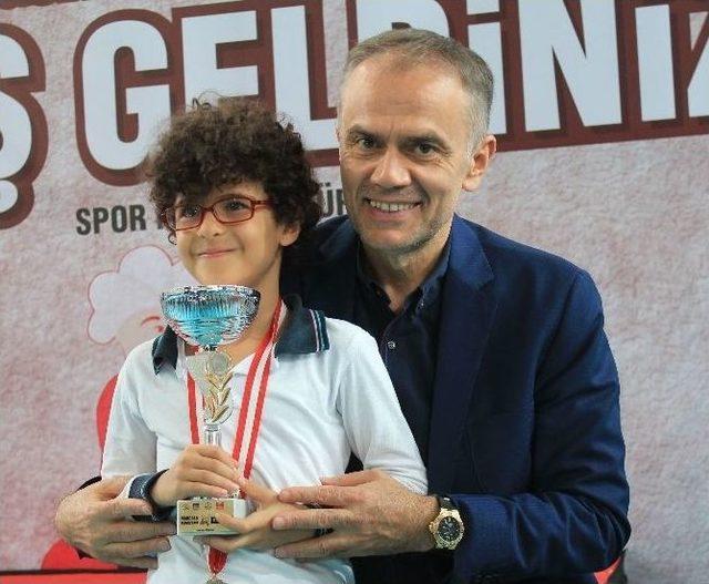 Çekmeköy’ün Şehzadeleri "mangala"da Birinci Olmak İçin Yarıştı 2