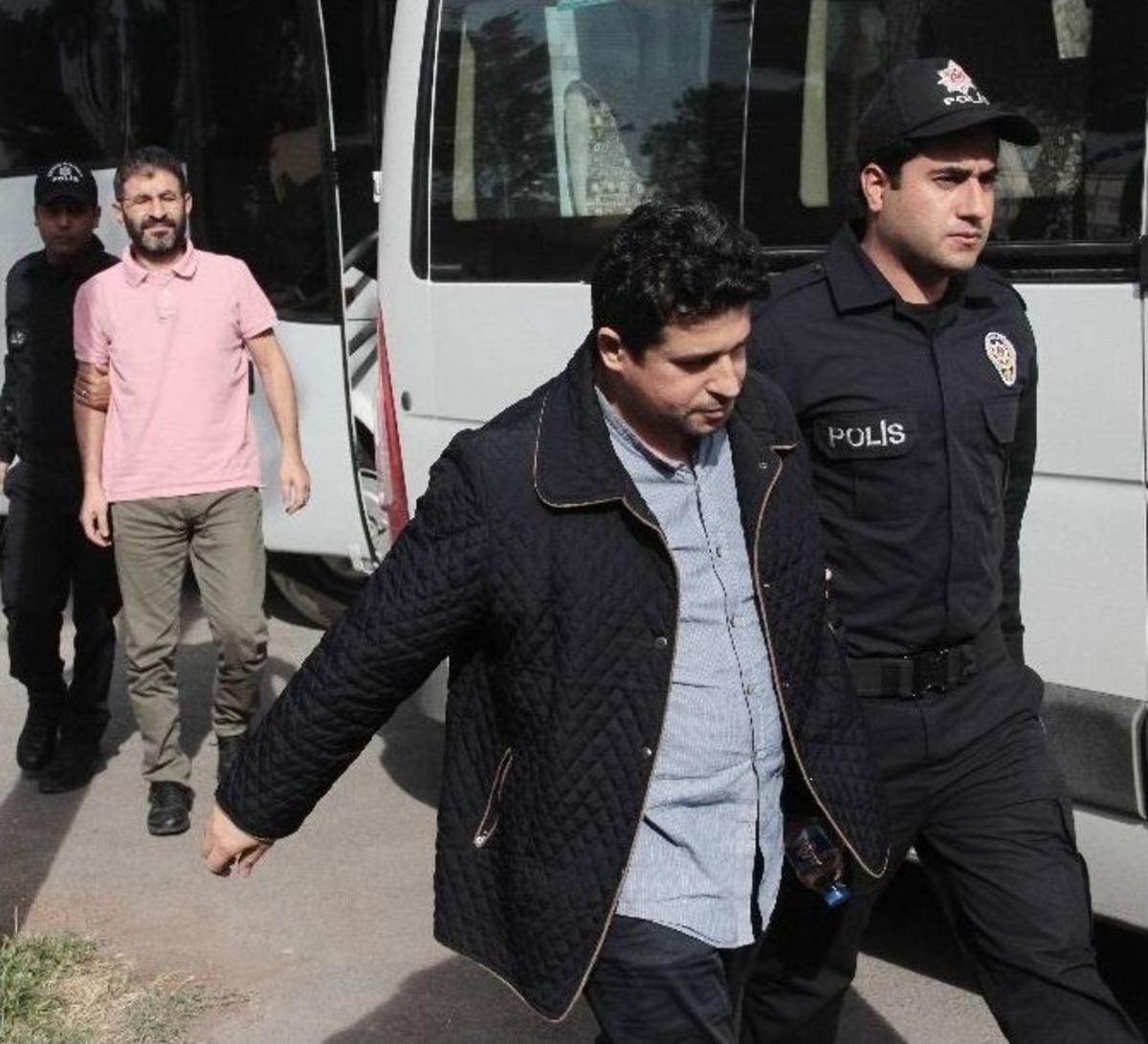 4 İldeki Fet&ouml; Operasyonunda 14 &Ouml;ğretmen Adliyeye Sevk Edildi