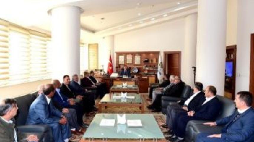 Darende Heyetinden &Ccedil;akır&rsquo;a Teşekk&uuml;r Ziyareti
