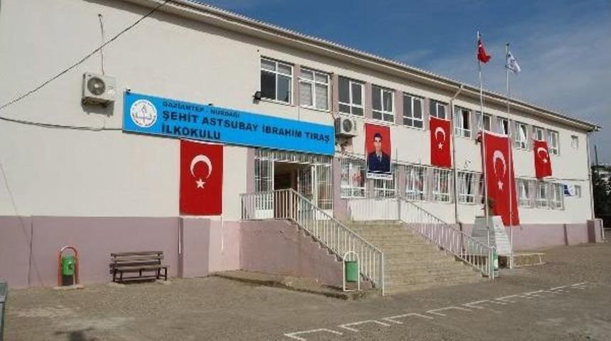 Şehit Tıraş'ın Ismi Mezun Olduğu Okula Verildi