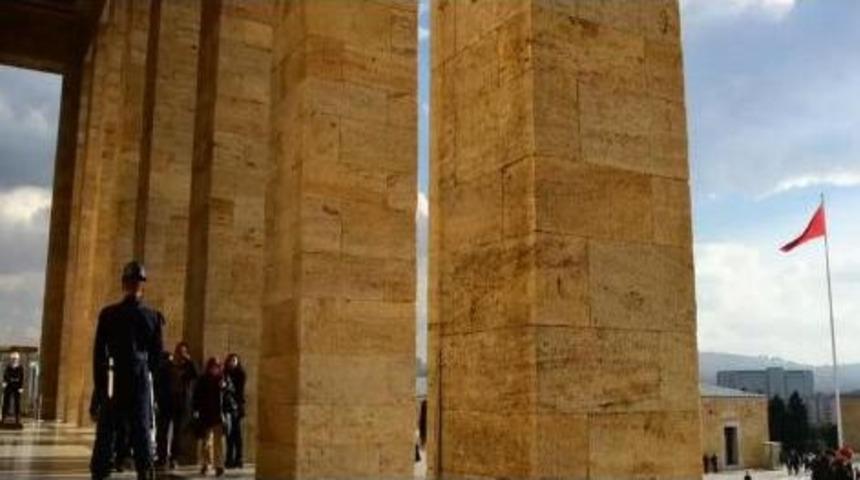 1881 Karede Anıtkabir