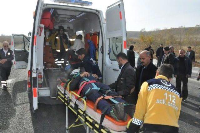 Tatvan da Kaza: 2 Yaralı 2