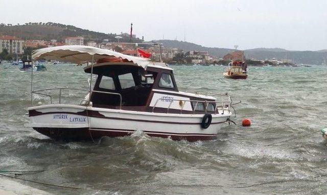 Ayvalık’ta Lodos Fırtınası