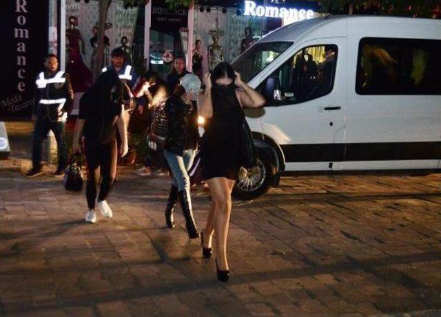 Adana'da Bar Ve Gece Kulüplerinde Asayiş Uygulaması