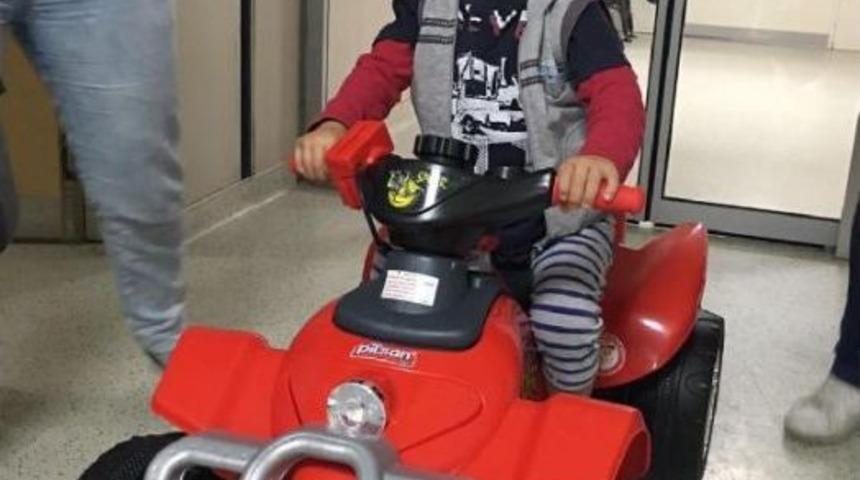 İlik Bekleyen Minik Hastaları Sevindiren S&uuml;rpriz