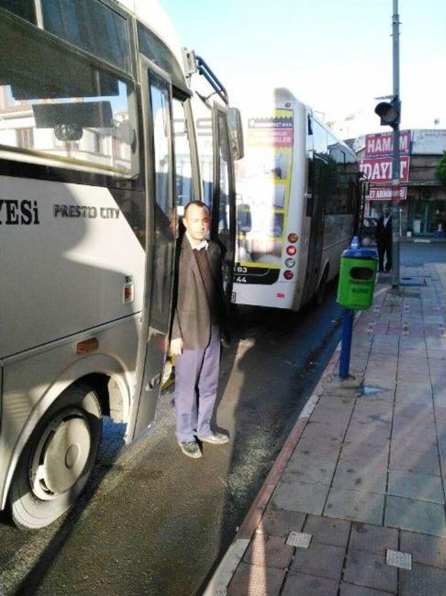 Afyonkarahisar’da Otobüs Şoförleri 10 Kasım Geleneğini Bozmadı