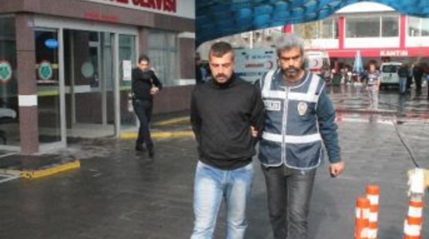 Gen&ccedil; Kadının &Ccedil;antasını Gasp Eden Şahıs Tutuklandı