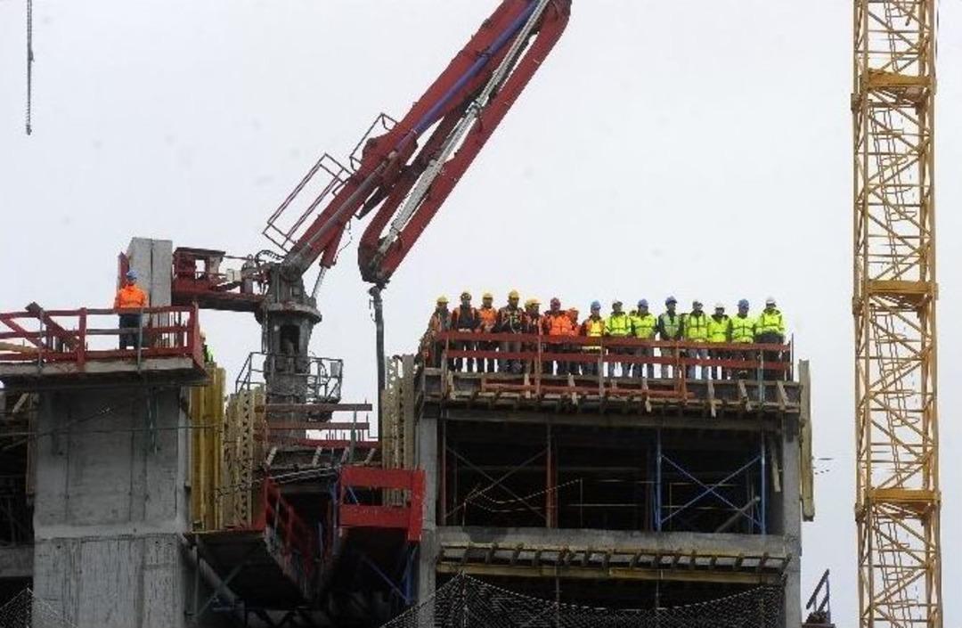 (&ouml;zel Haber) 80 Metrelik Vin&ccedil; &Uuml;zerinde Saygı Duruşu