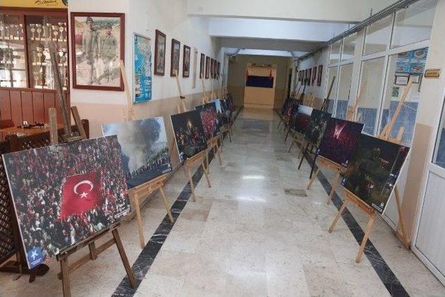 15 Temmuz Sergisi Öğrencilerle Buluştu 2