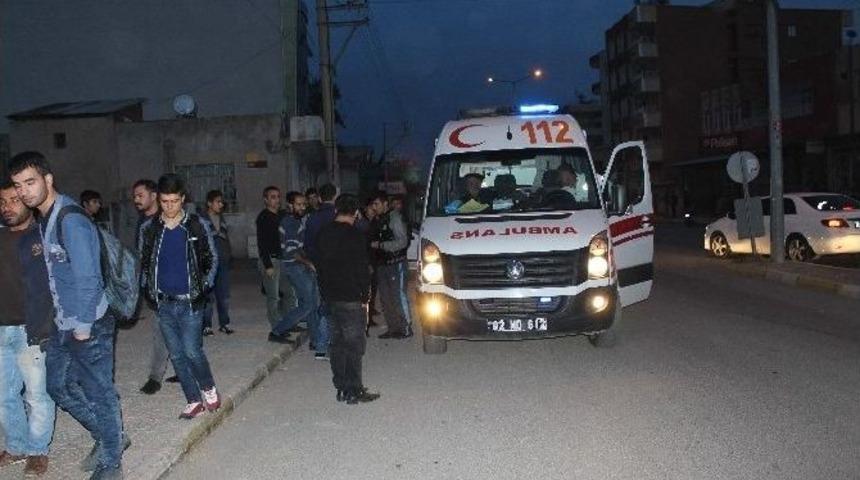 Motosiklet Yaşlı Adama &Ccedil;arpıp Ka&ccedil;tı: 1 Yaralı