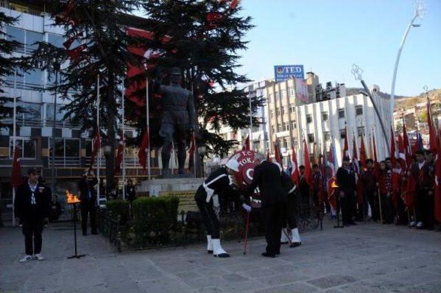 Tokat'ta Yaşam Atatürk Için 2 Dakika Durdu