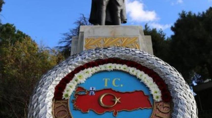 Valiliğin &Ccedil;elengine T.c. Yapıştırdı