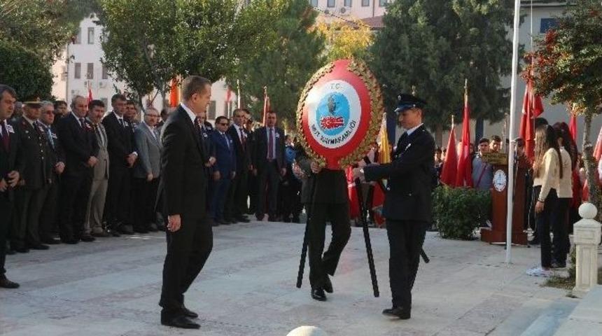 Atat&uuml;rk, Mut&rsquo;ta T&ouml;renle Anıldı
