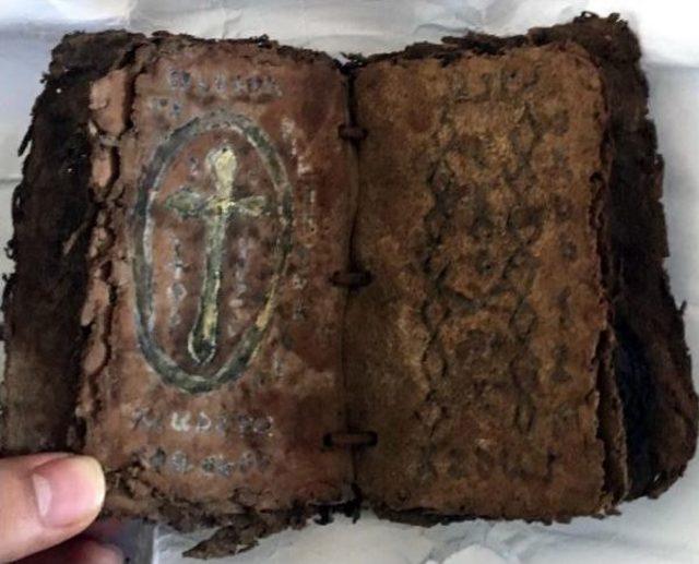 Tarihi Dedikleri Defteri 50 Bin Dolara Satacaklardı 1