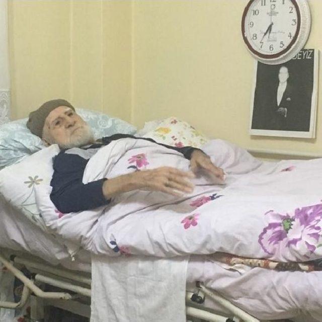 Atat&uuml;rk &uuml;n Tabutunu Taşıyan Asker O G&uuml;n&uuml; Hi&ccedil; Unutmadı 2