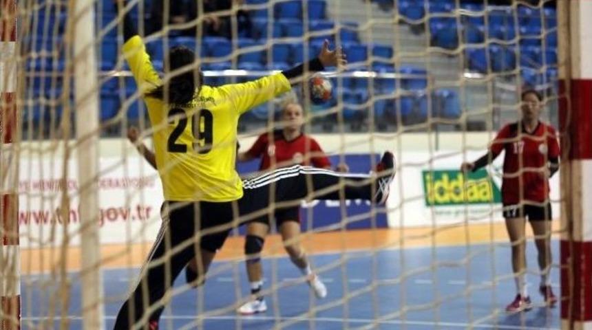 Hentbol Kadınlar S&uuml;per Ligi