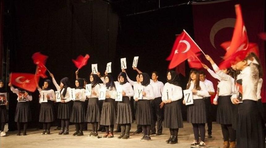 Ahlat&rsquo;ta 10 Kasım Atat&uuml;rk&rsquo;&uuml; Anma Programı