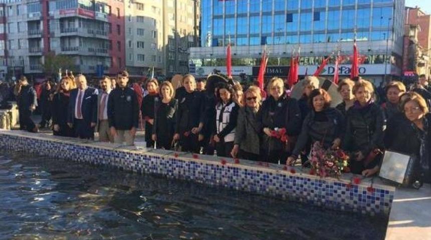 Atat&uuml;rk Uşak'ta T&ouml;renle Anıldı