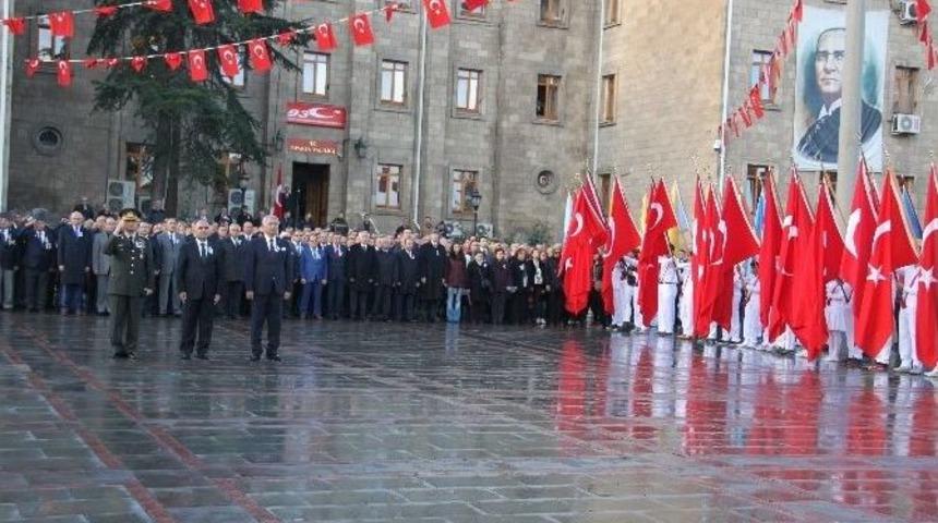Atat&uuml;rk &Ouml;l&uuml;m&uuml;n&uuml;n 78. Yılında Isparta&rsquo;da Anıldı