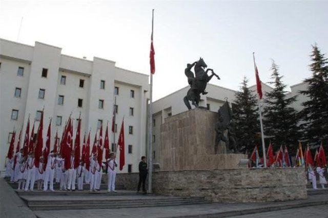 Atatürk, 78'inci Ölüm Yıldönümünde Nevşehir'de Anıldı