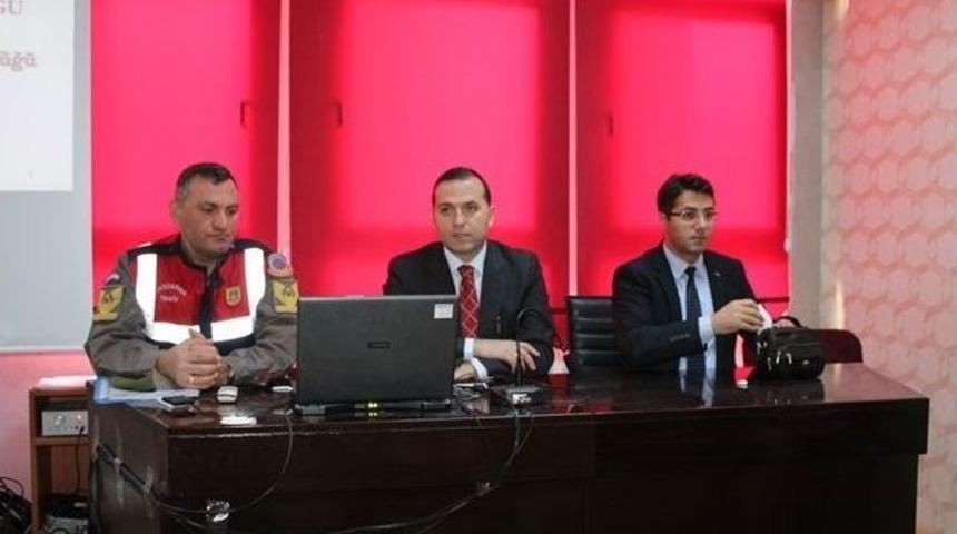 Servis S&uuml;r&uuml;c&uuml;lerine Seminer