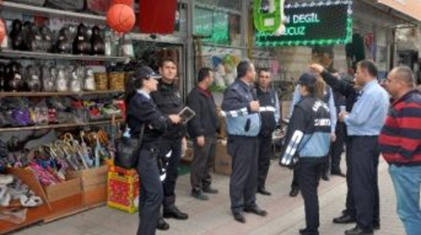 Karacabey&rsquo;de Kaldırım İşgaline Ge&ccedil;it Yok