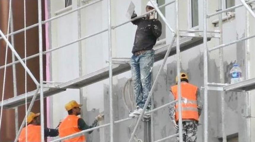 İskele &Uuml;st&uuml;nde &Ouml;l&uuml;m&uuml;ne &Ccedil;alışma