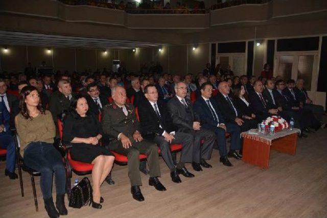 Sinop’Ta Atatürk'e Saygı (2)