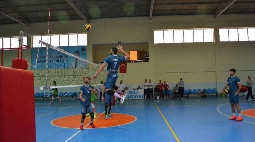Kula Belediyespor Evinde Set Vermedi
