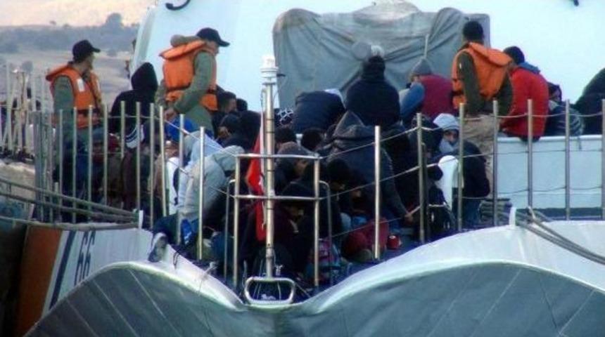 &Ccedil;anakkale Boğazı'ndan Ge&ccedil;en Gemiye Ka&ccedil;ak Operasyonu (3)