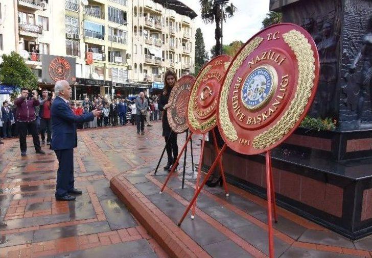 Aydın’da 10 Kasım Töreninde Çelenk Krizi G1