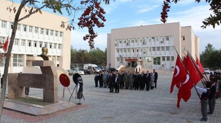 Samsat&rsquo;ta Atat&uuml;rk Saygıyla Anıldı