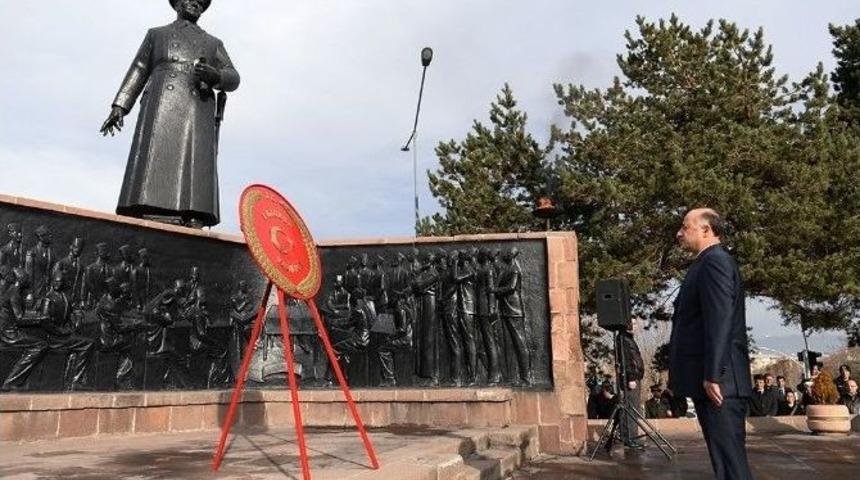 Ulu &Ouml;nder Atat&uuml;rk &Ouml;l&uuml;m&uuml;n&uuml;n 78. Yılında T&ouml;renlerle Anıldı