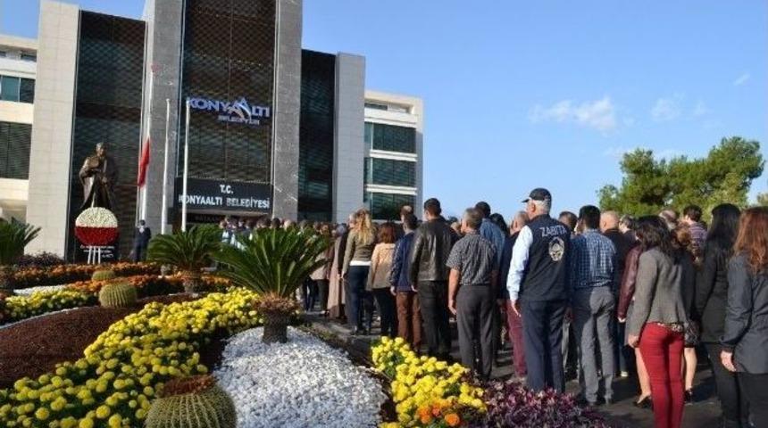 Başkan B&ouml;cek; &ldquo;ata&rsquo;mızı Halkımızla Birlikte Anıyoruz&rdquo;