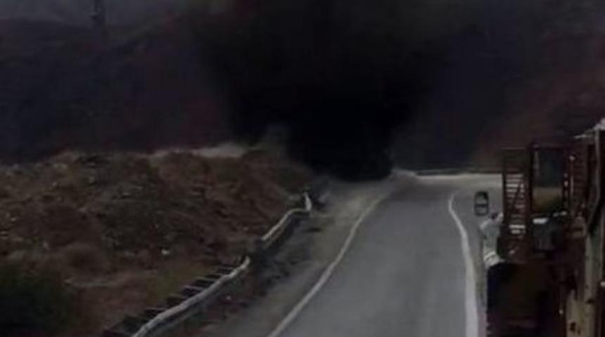 Hakkari&rsquo;de Yola D&ouml;şenen Patlayıcı İmha Edildi