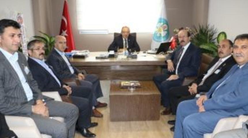 Gen&ccedil; Tebrikleri Kabul Ediyor