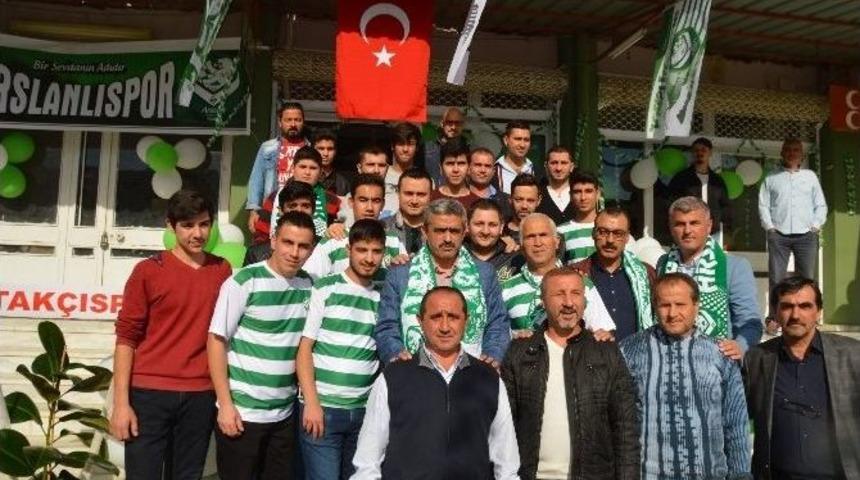 Arslanlı Gen&ccedil;lik Ve Spor Kul&uuml;b&uuml; Binası T&ouml;renle A&ccedil;ıldı