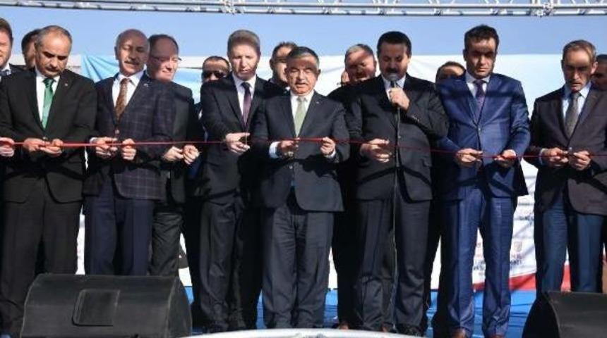 Bakan &Ccedil;elik: T&uuml;rkiye G&uuml;r Sesini Y&uuml;kseltiyor